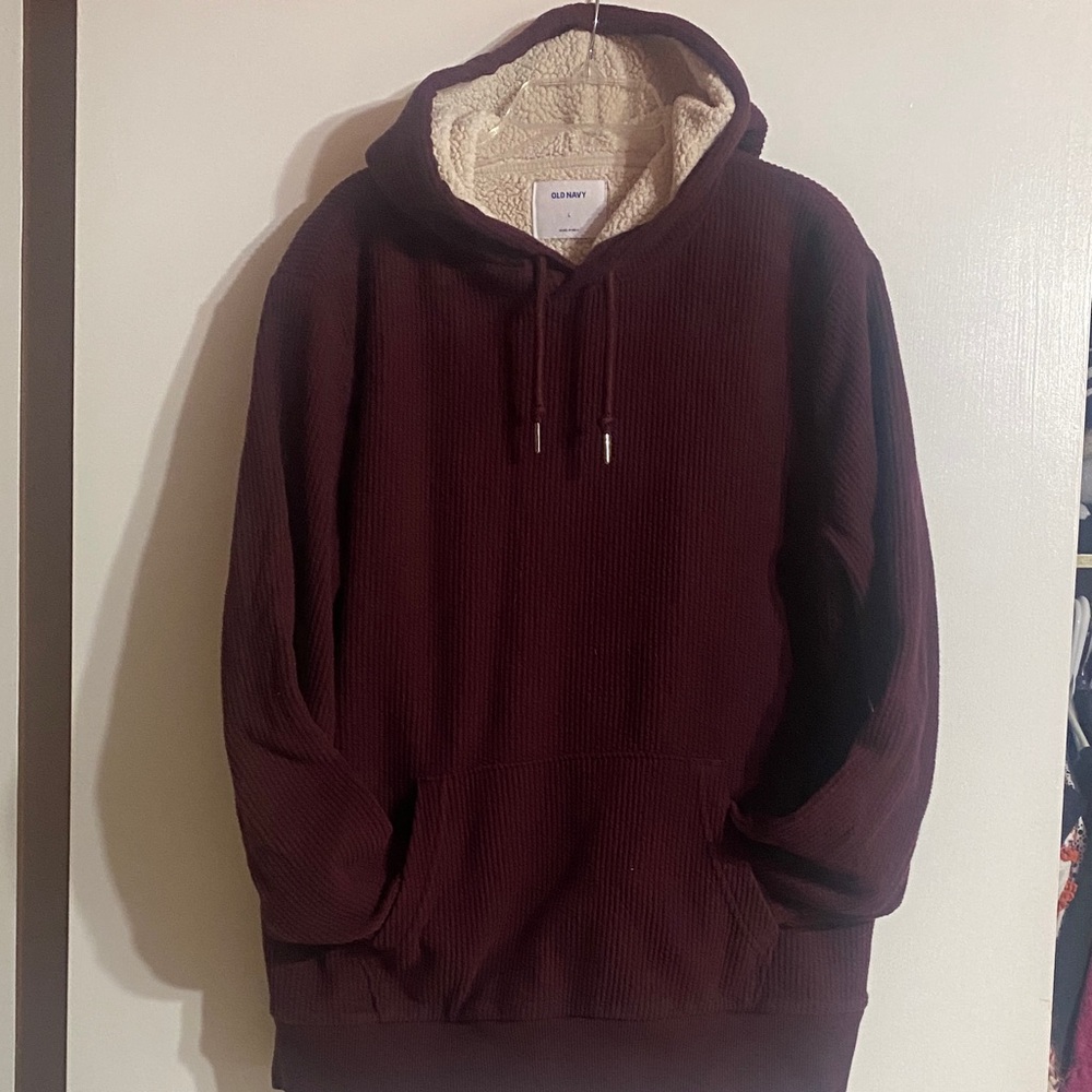 Old Navy Men's Burgundy Sherpa Lined Hoodie
